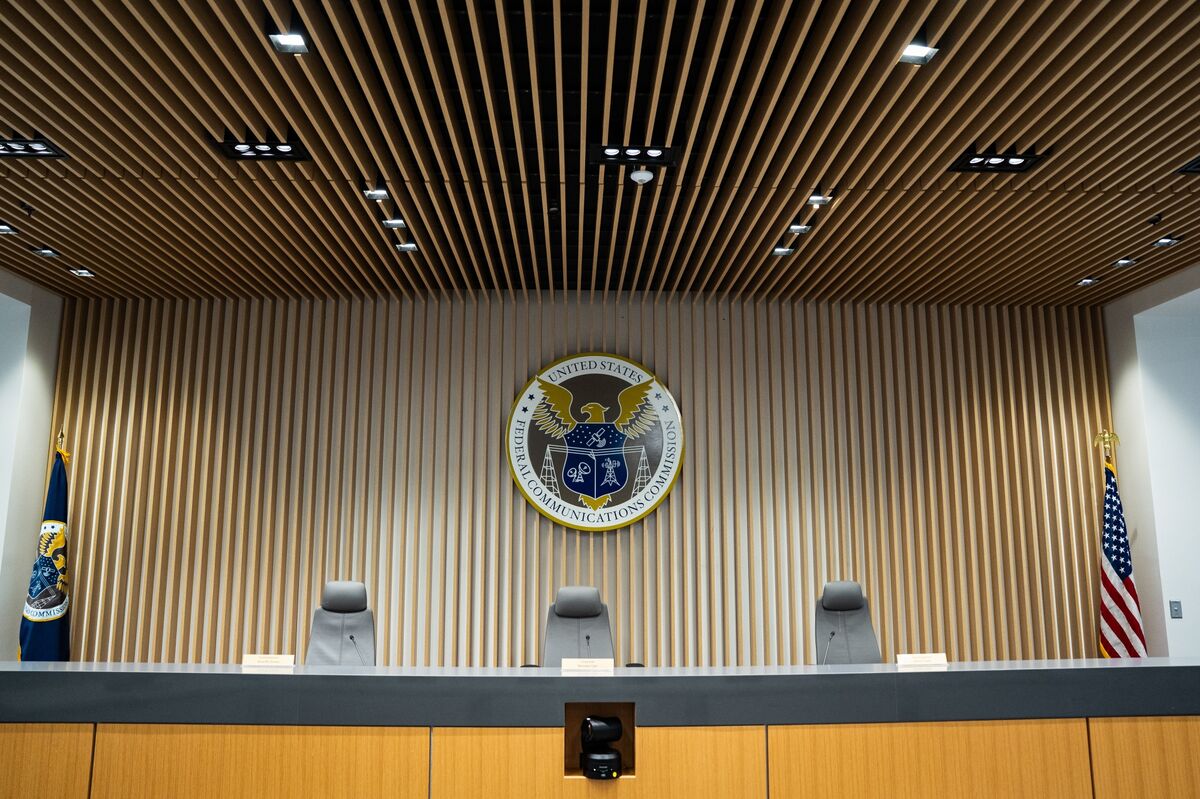 Supreme Court Says Quick Jury Trial Not Required on FCC Fines