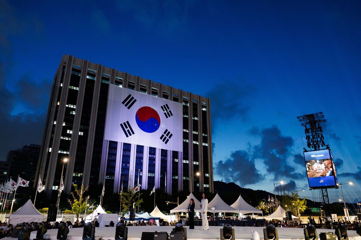 US, South Korea Relations Strain Over Political Tensions, Defense Disputes