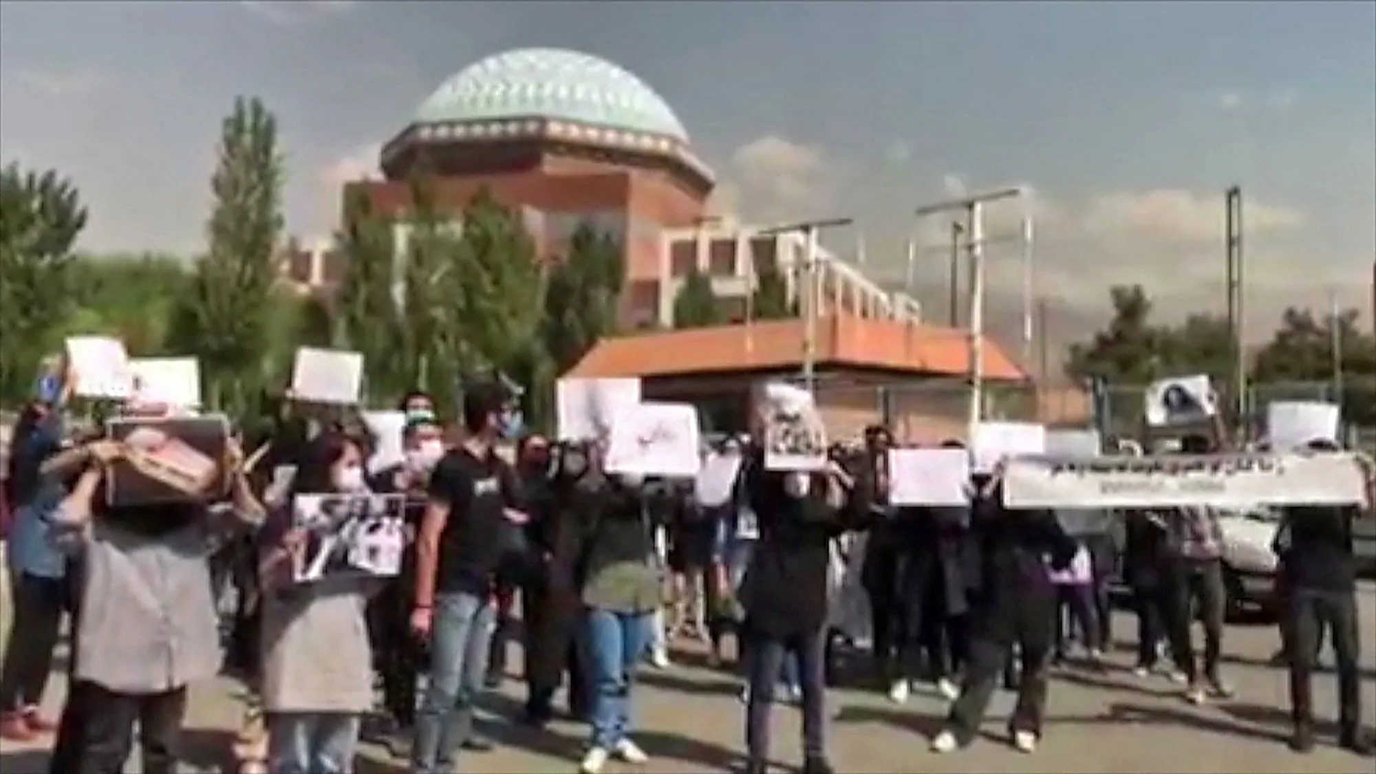 Protests outside Allameh Tabataba’i University in Tehran on Sept. 19.