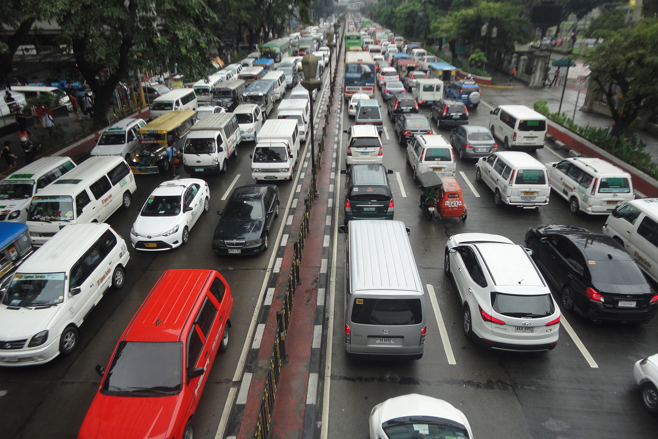 Vehicular traffic moves slowly in Manila, Philippines on Friday, November 4, 2016. According to the World Health Organization Global Platform on Air Quality &amp; Health, the Philippines' annual pollution level averages to 22 micrograms of particles per cubic meter of air (µg/m3), 2.2 times higher than the WHO guideline of 10 µg/m3. The World Health Organization, in collaboration with the Climate and Clean Air Coalition and the Government of Norway, launched the BreathLife campaign which aims to to raise awareness about the health risks of short-lived climate pollutants, which contribute significantly to global warming and air pollution.

