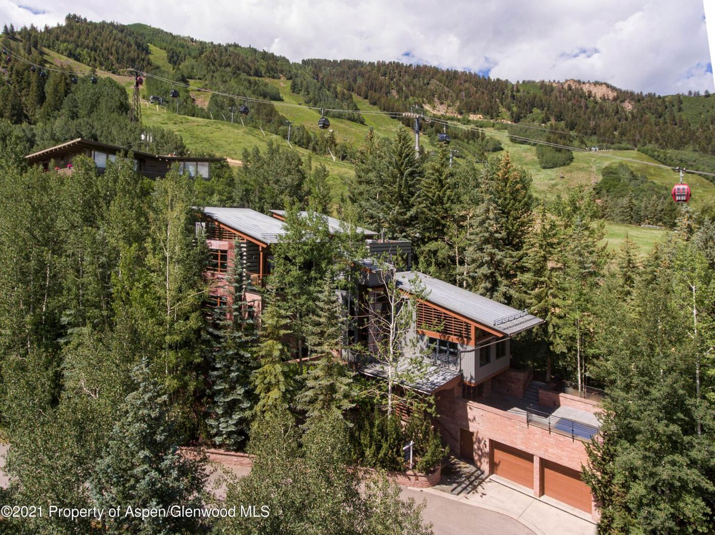 relates to Cities Might Be Back, But Aspen Real Estate Is Still Booming