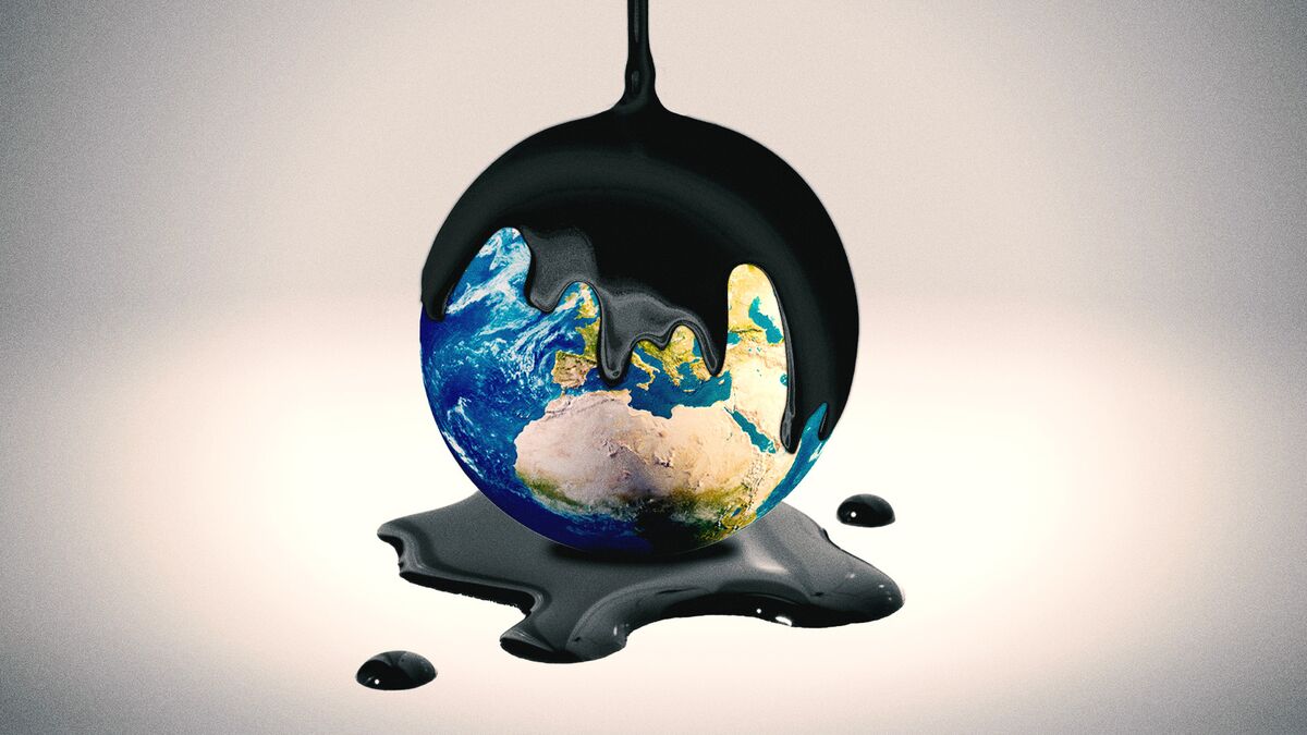 Why the World Is Awash With Cheap Oil
