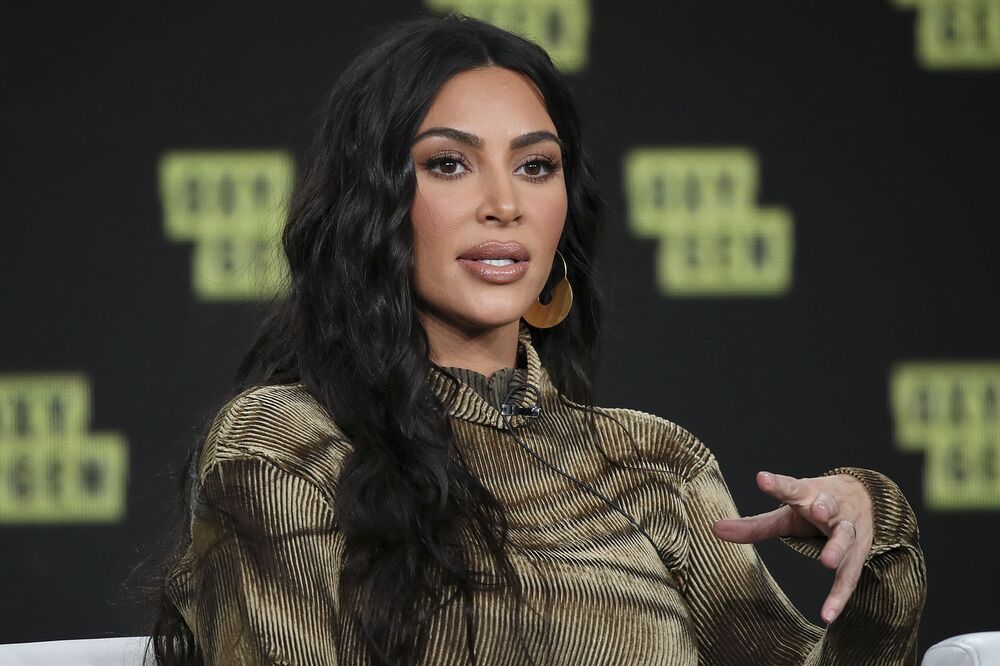 Kim Kardashian Urges Others To Join Instagram Facebook Freeze Bloomberg