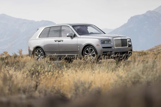 Low Car Supply Forces Wealthy to Buy Used Rolls-Royces, Bentleys