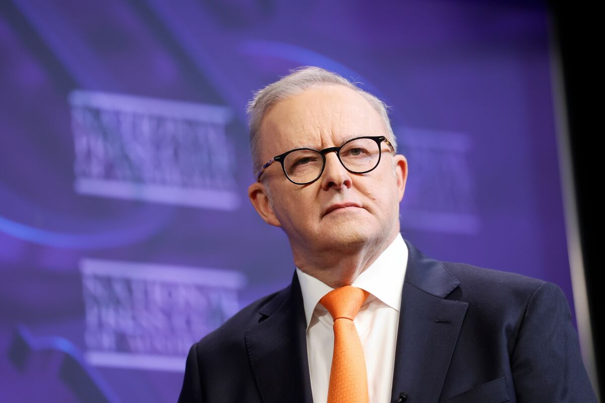 🟪"Il Summit del G7: Albanese e Trump, un incontro mancato per motivi di geopolitica"
