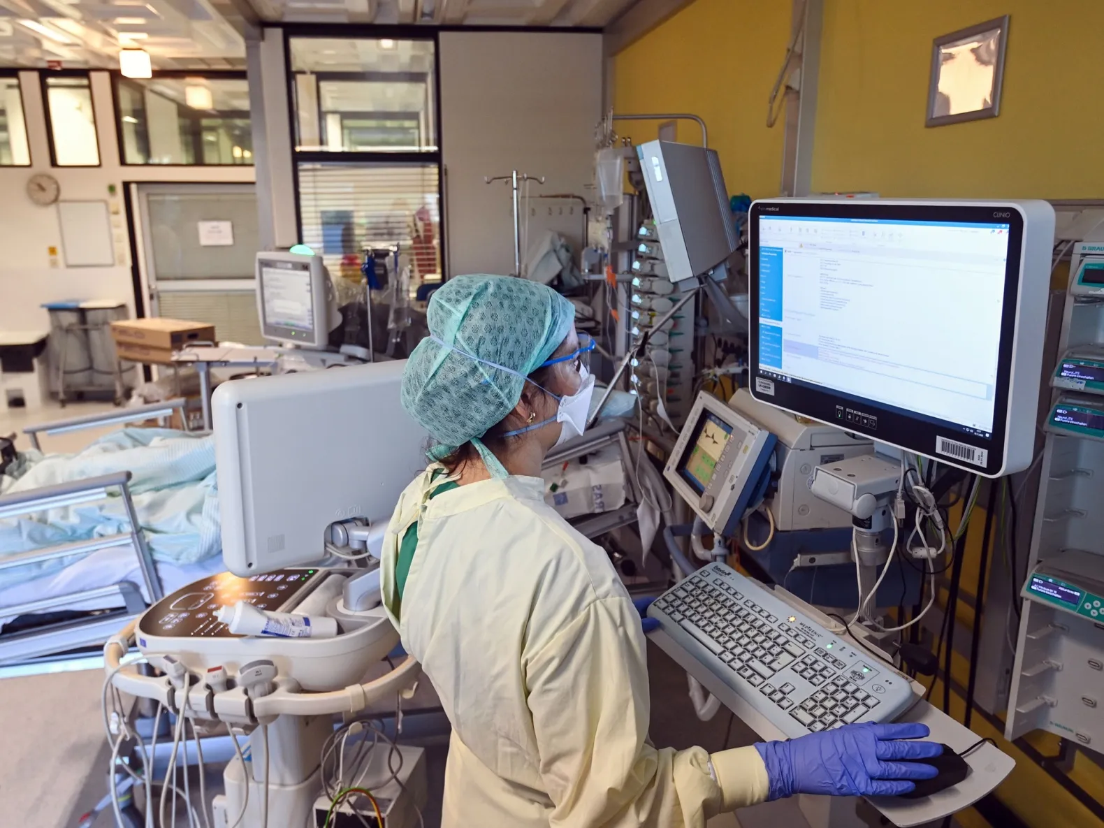 GERMANY-HEALTH-VIRUS-HOSPITAL