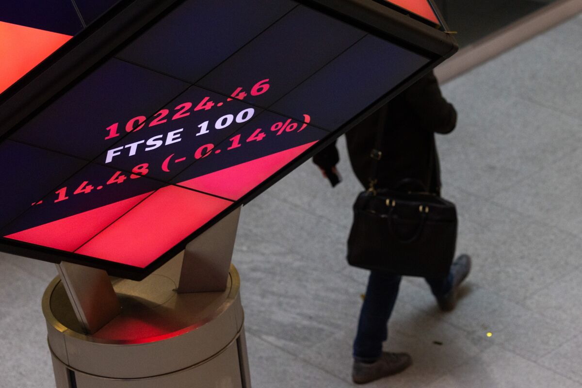 Here’s One Option to Diversify Away From Hot AI Stocks