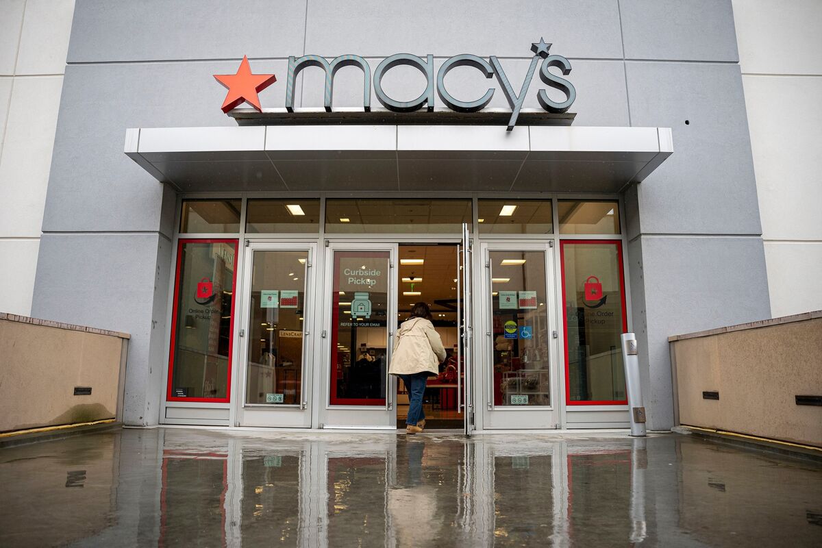 Macy’s Touted a Metric That Ended Up Being Juiced for Years by Former Employee