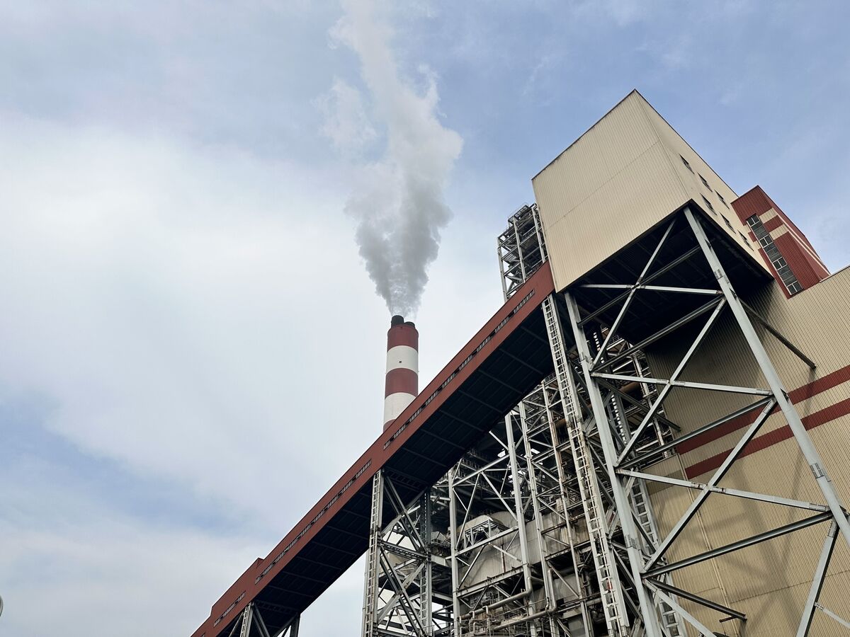 China’s Coal Build-Out Raises Questions on Future Power Plans