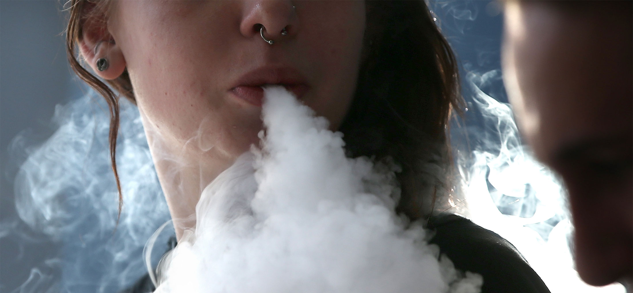 Teens Love Vaping Flavors and It s a Regulatory Nightmare Bloomberg