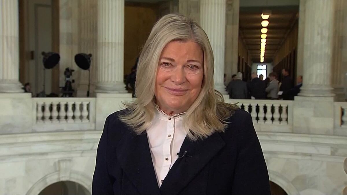 Working to Get Democrat 'Buy-In' on Structure Bill: Sen. Lummis