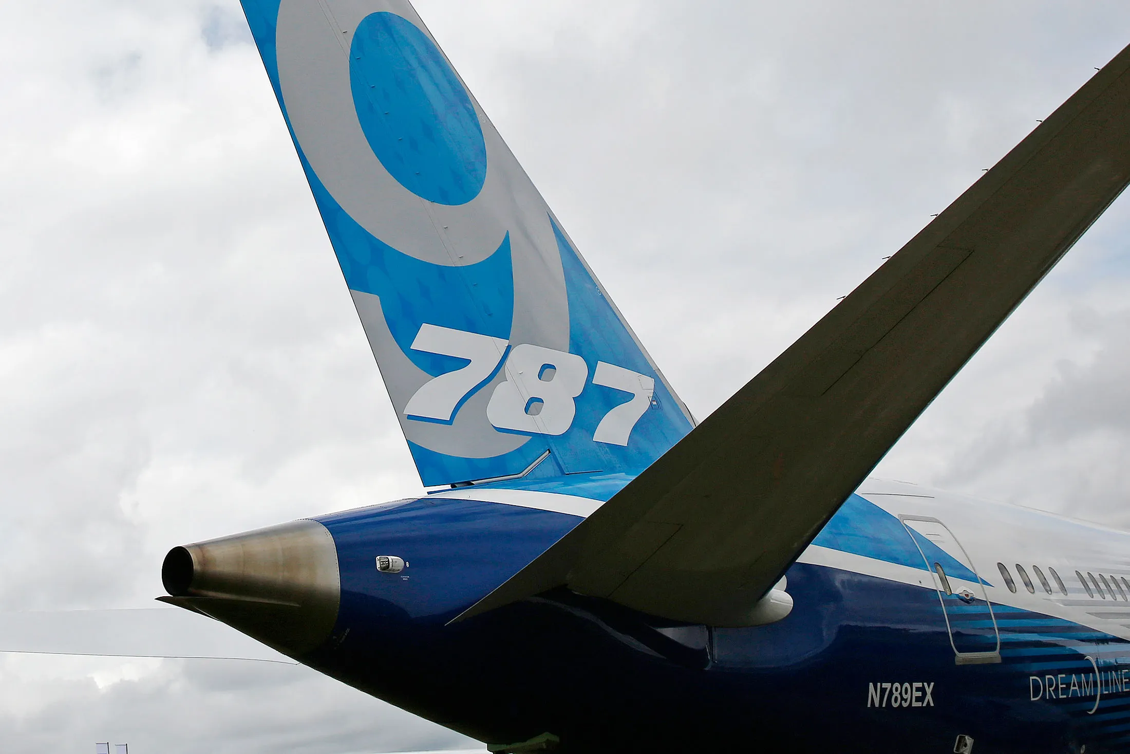 A Boeing 787-9 Dreamliner stands on display prior to the opening of the Farnborough International Airshow in Farnborough, U.K., on July 13, 2014.

