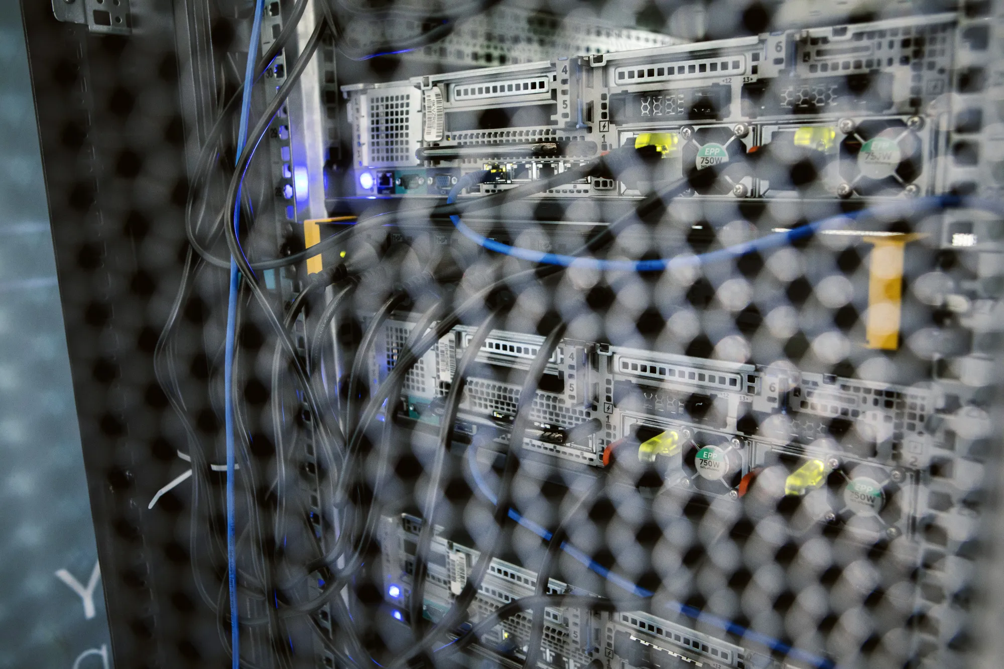Ex-Bitmain Chip Designer Takes on Crypto's Mining Goliath