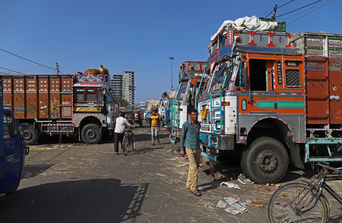 India’s Oil Demand from Cars to Factories Limps Toward Normalcy - Bloomberg