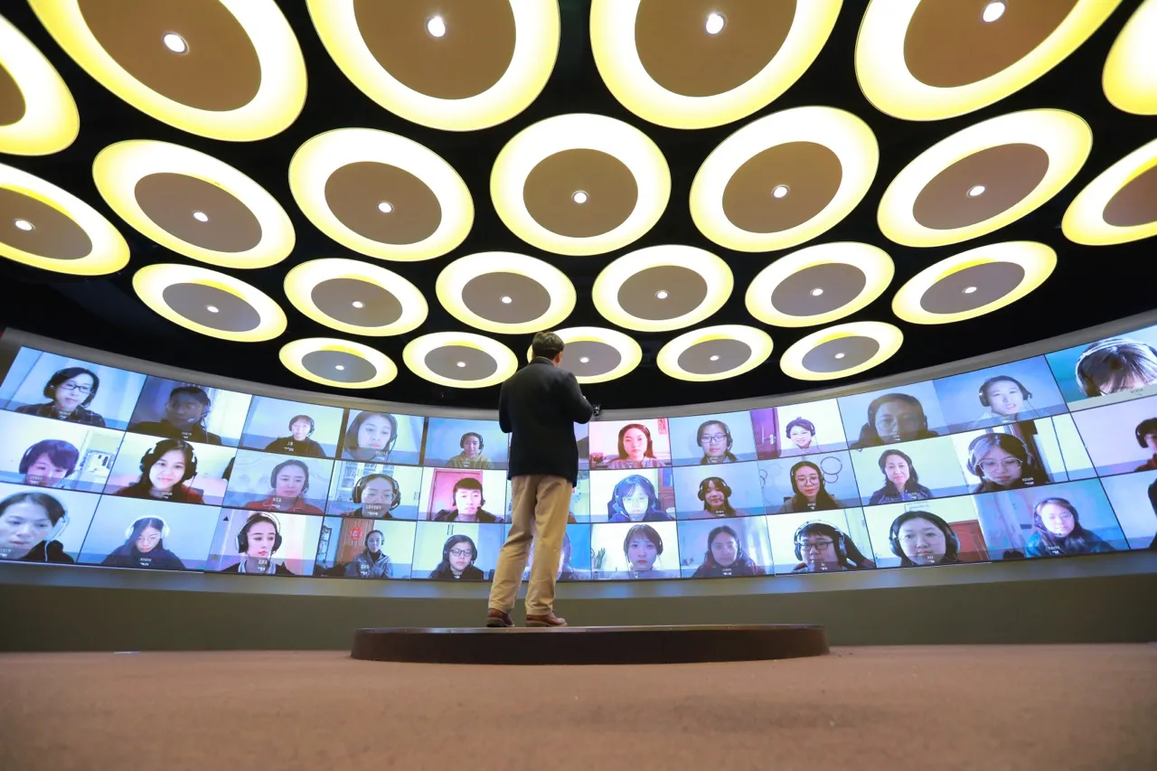 iTutorGroup trains teachers across China via live-stream.