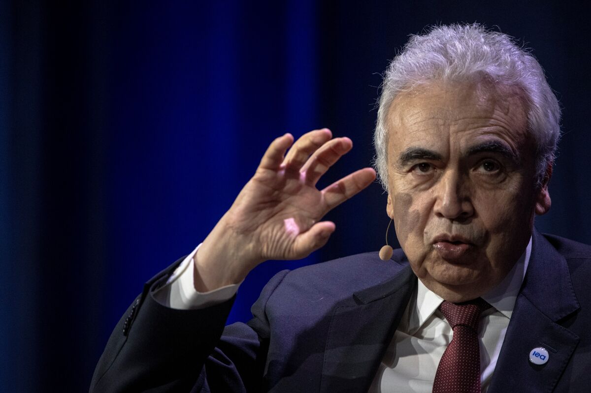 IEA Boss Warns Global Economy in Peril If Hormuz Crisis Persists