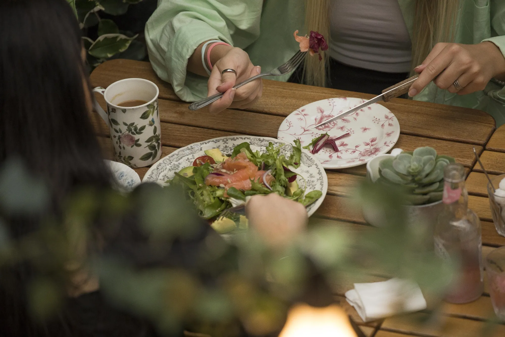 Restaurants Get Creative To Entice Back Diners With Subsidy