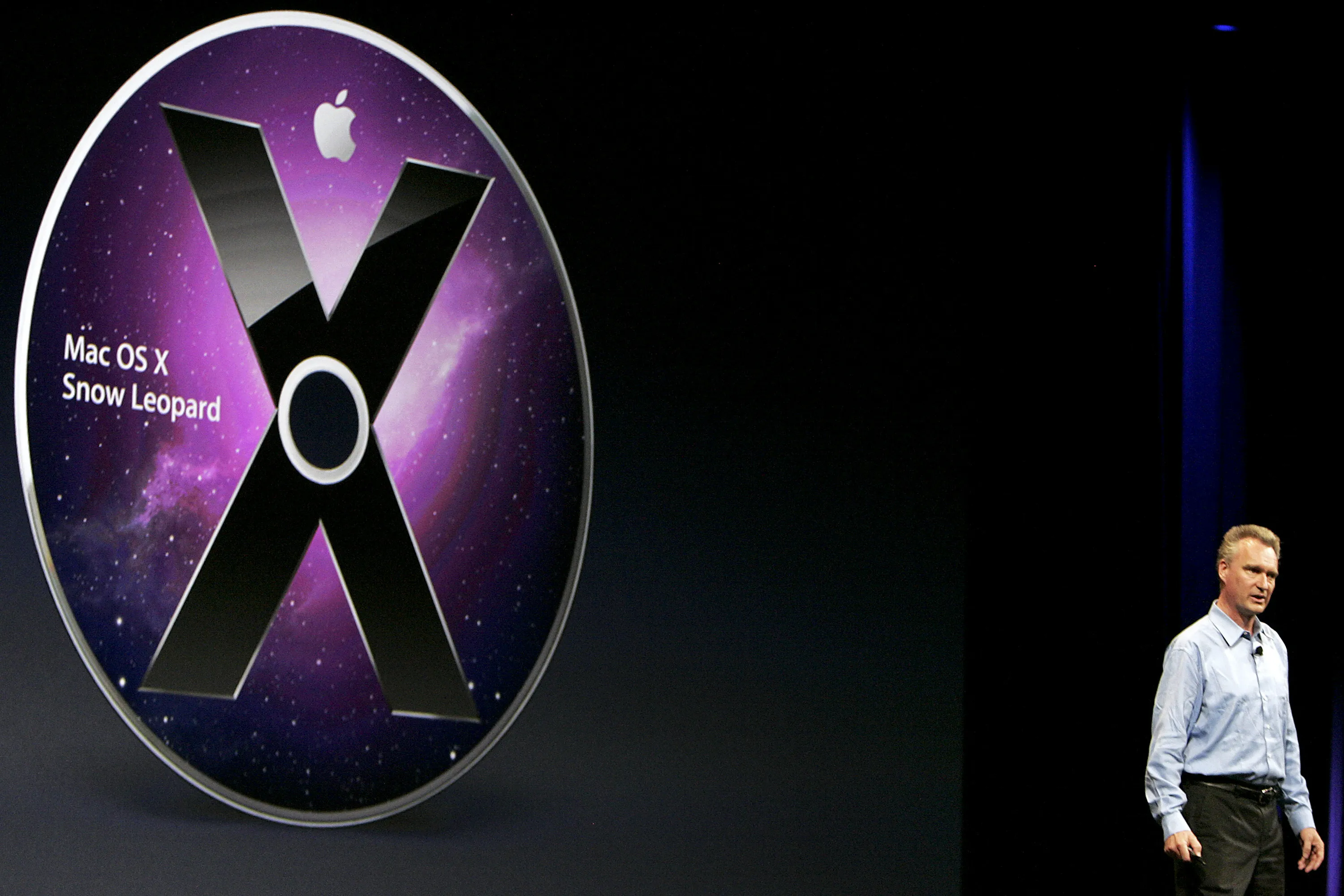 Apple iOS 27: Snow Leopard-Like Quality Focus, AI Features; Tim Cook  Retirement - Bloomberg