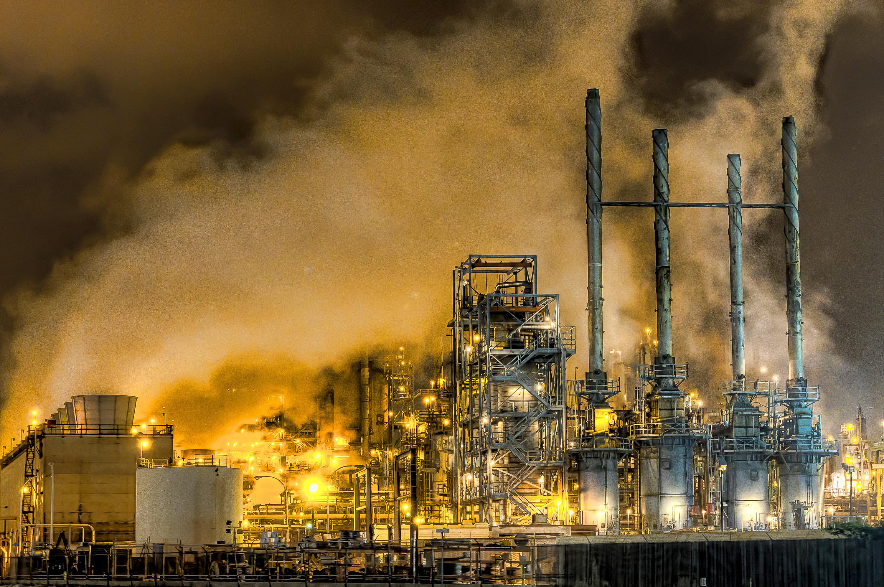 An oil refinery in Los Angeles, near the L.A. Harbor, on approximately 930 acres. Photographer: Chris Valle/Getty Images