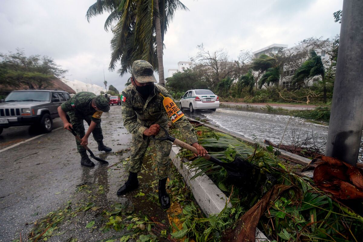 Hurricane Delta Cancun Spared From Worst Damage Bloomberg