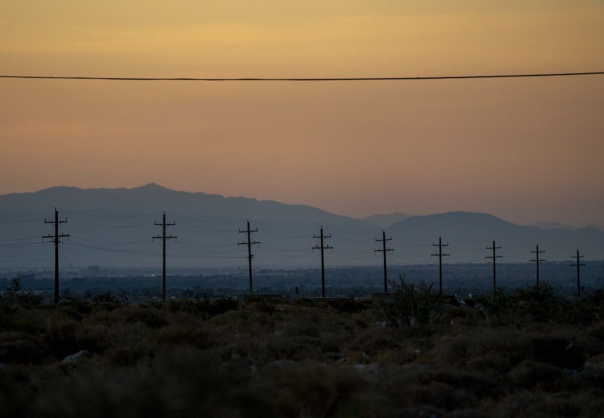 Phoenix May Hit 114F This Week as Heat Bears Down on US West: Weather Watch