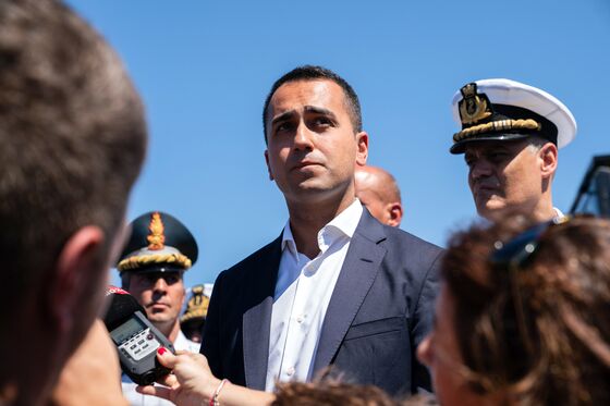 Italy Bridge Disaster Shows Faultline in Populist Coalition