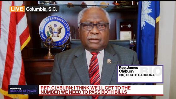 Clyburn Says GOP Needs to ‘Belly Up to the Bar’ on Debt Ceiling