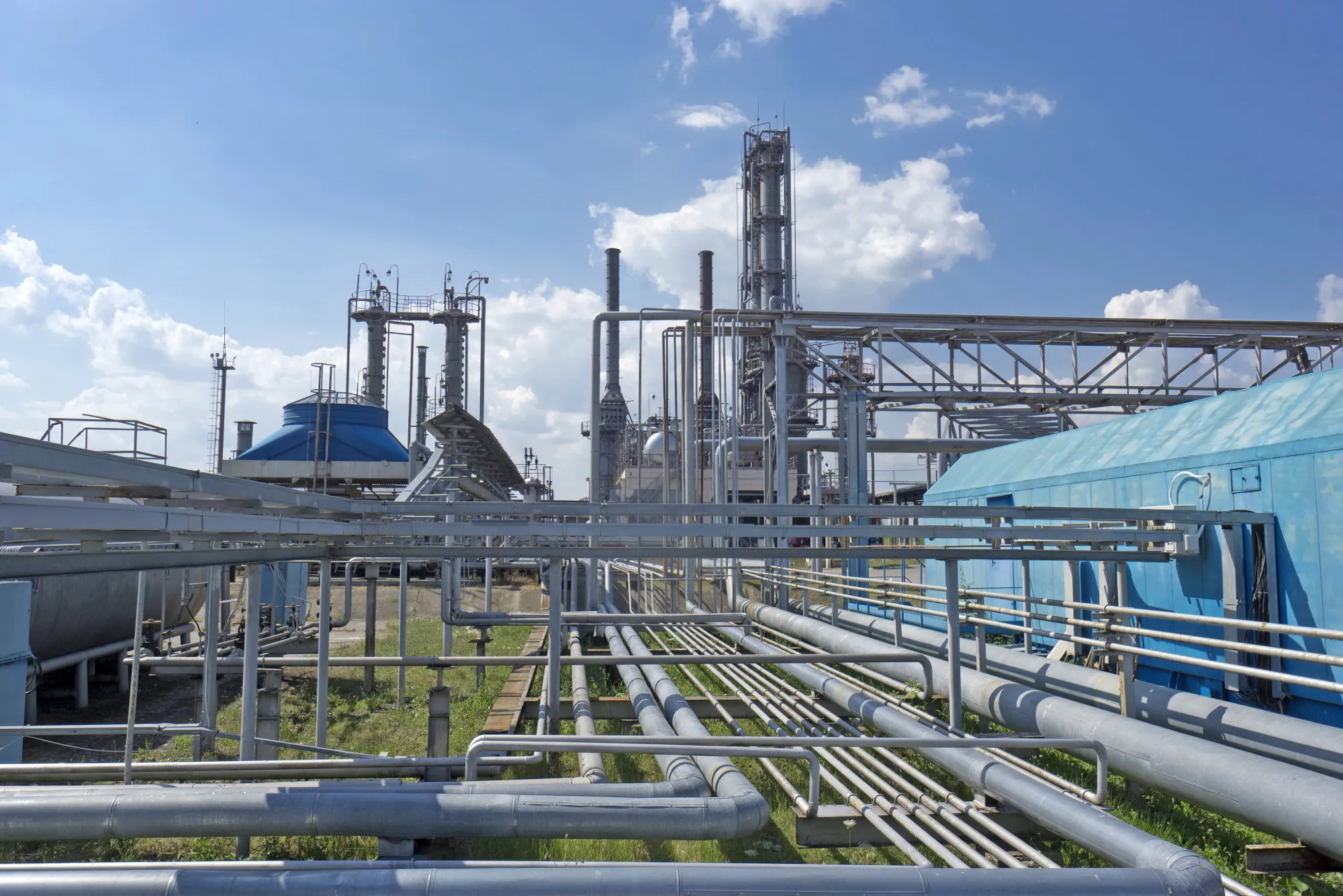 Gas transport pipes and processing infrastructure at a refinery&nbsp;in Poltava, Ukraine in 2017.&nbsp;