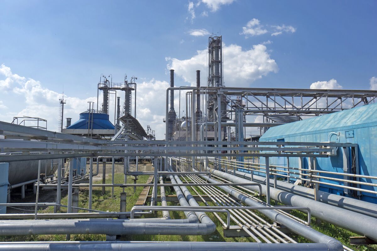 What to Watch in Commodities as US Pushes Ukraine Peace Deal