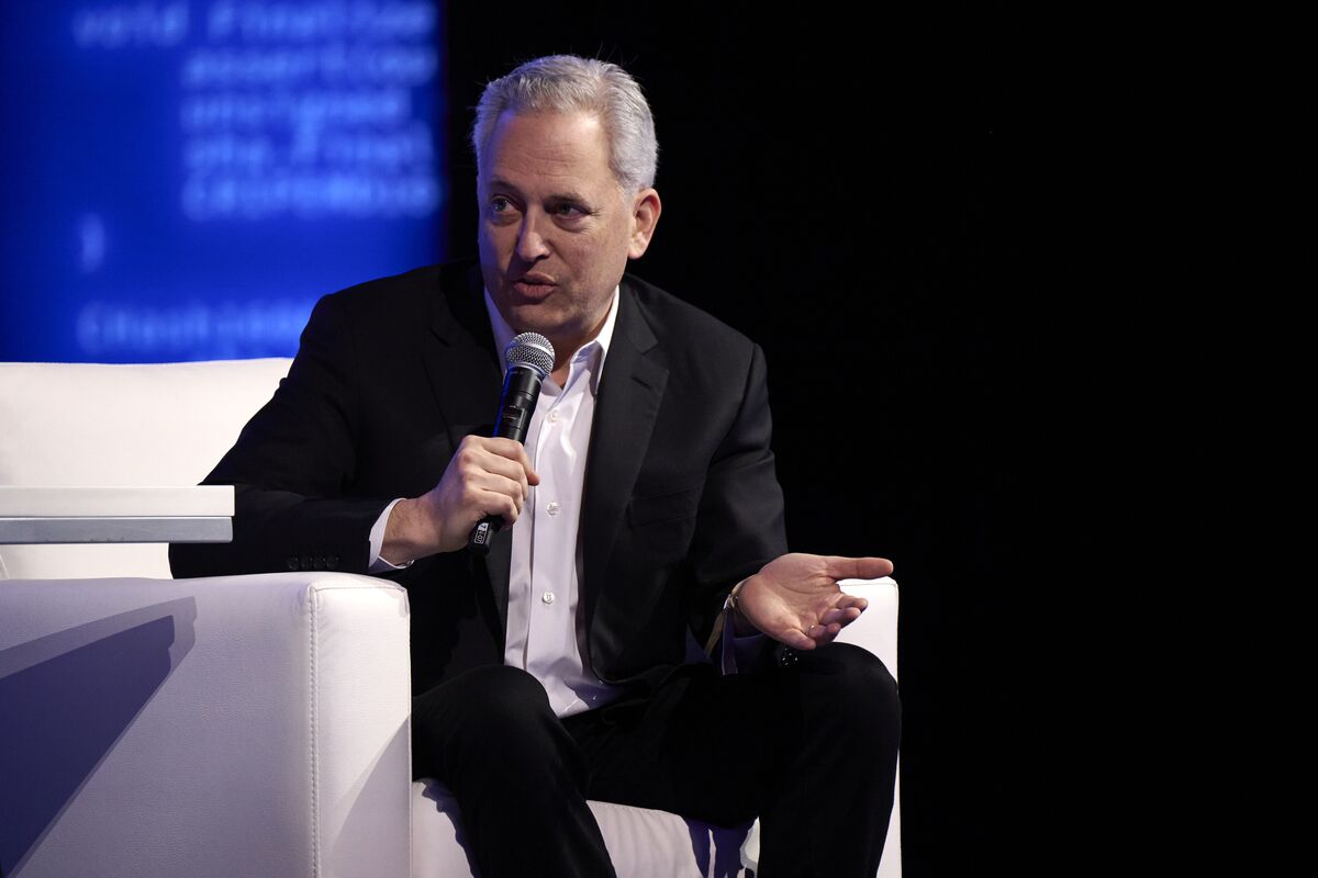 Trump Adviser David Sacks Says China Adept at Evading Chip Curbs