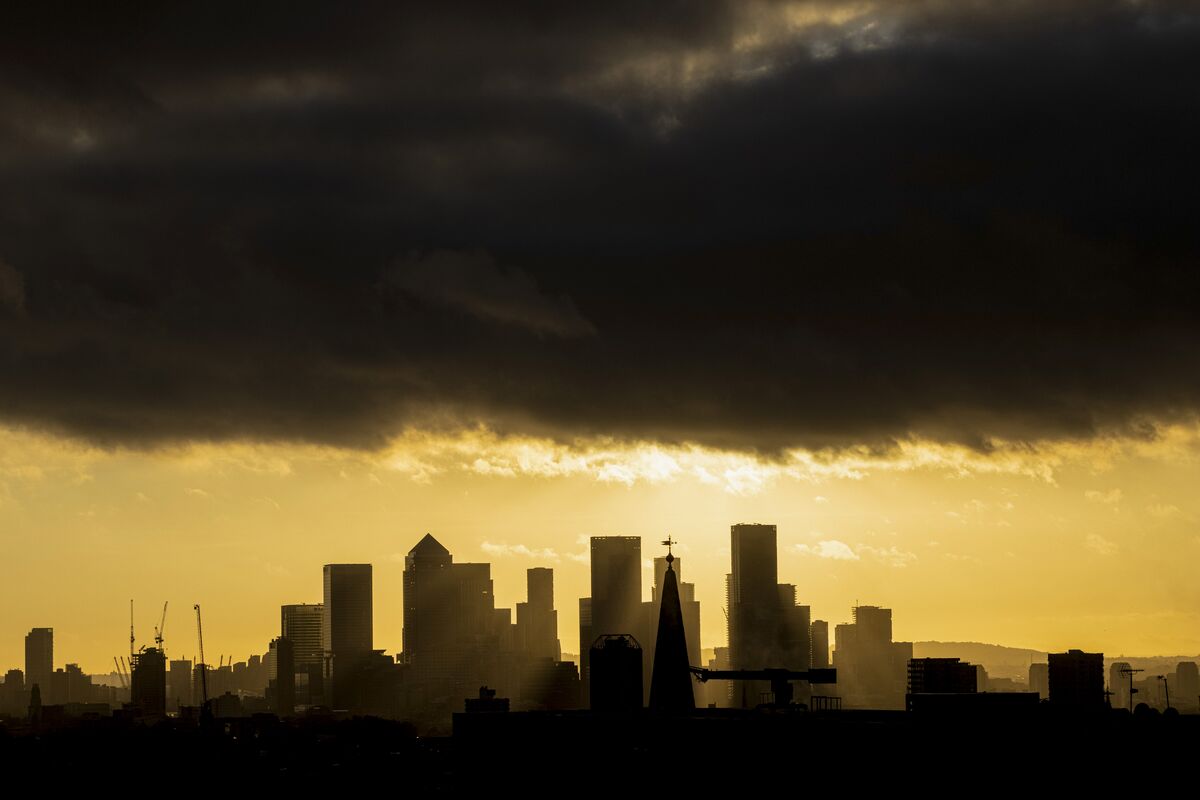 Paris Can Oust Dark Stores After Court Ruling - Bloomberg