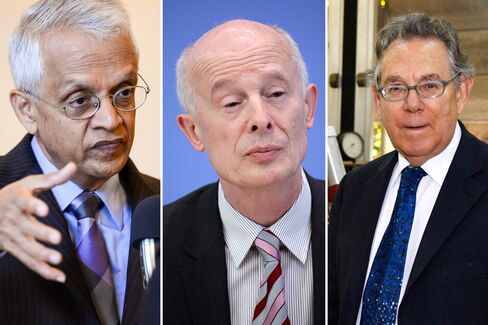 Pope Francis receives advice about climate change science from some of the field’s most accomplished veterans, including (left to right) Veerabhadran Ramanathan of the Scripps Institution of Oceanography; Hans Joachim Schellnhuber of the Potsdam Institute for Climate Impact Research; and Paul Crutzen, a Dutch chemist and Nobel laureate who helped discover why the earth’s atmosphere was losing its protective ozone.