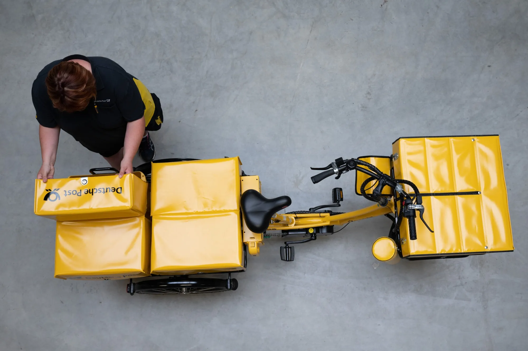 A heavy-duty cargo tricycle in Germany, which has embraced these battery-boosted vehicles&nbsp;for urban deliveries.&nbsp;