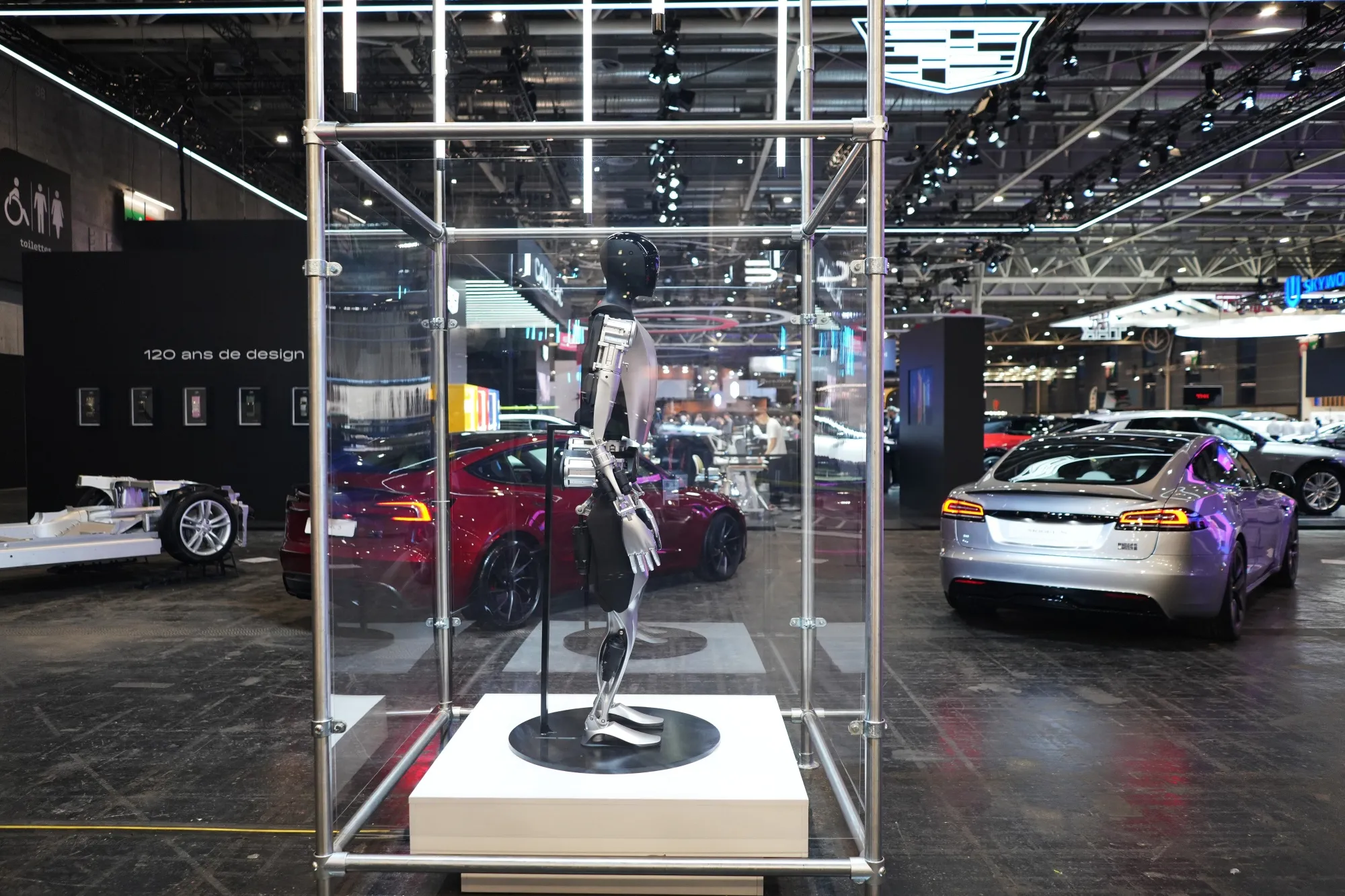 A Tesla Optimus robot