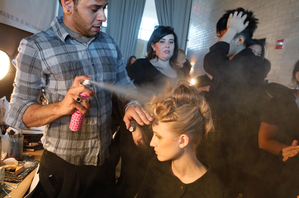 Dry Shampoo Recalled? 11 Safer, BenzeneFree Alternatives Bloomberg