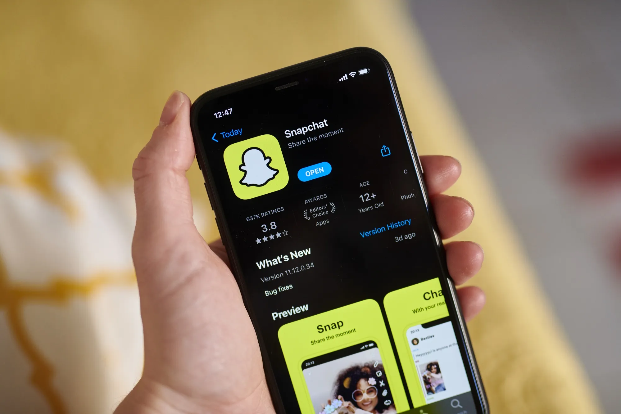 Snap Illustrations Ahead Of Earnings Figures 
