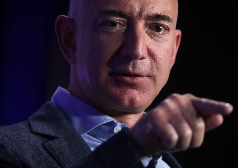 Fundador y CEO de Amazon Jeff Bezos habla sobre los avances en inteligencia artificial
