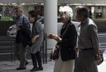 Shoppers at Ginza As Cashed-Up Boomers Lift Japan's Economy