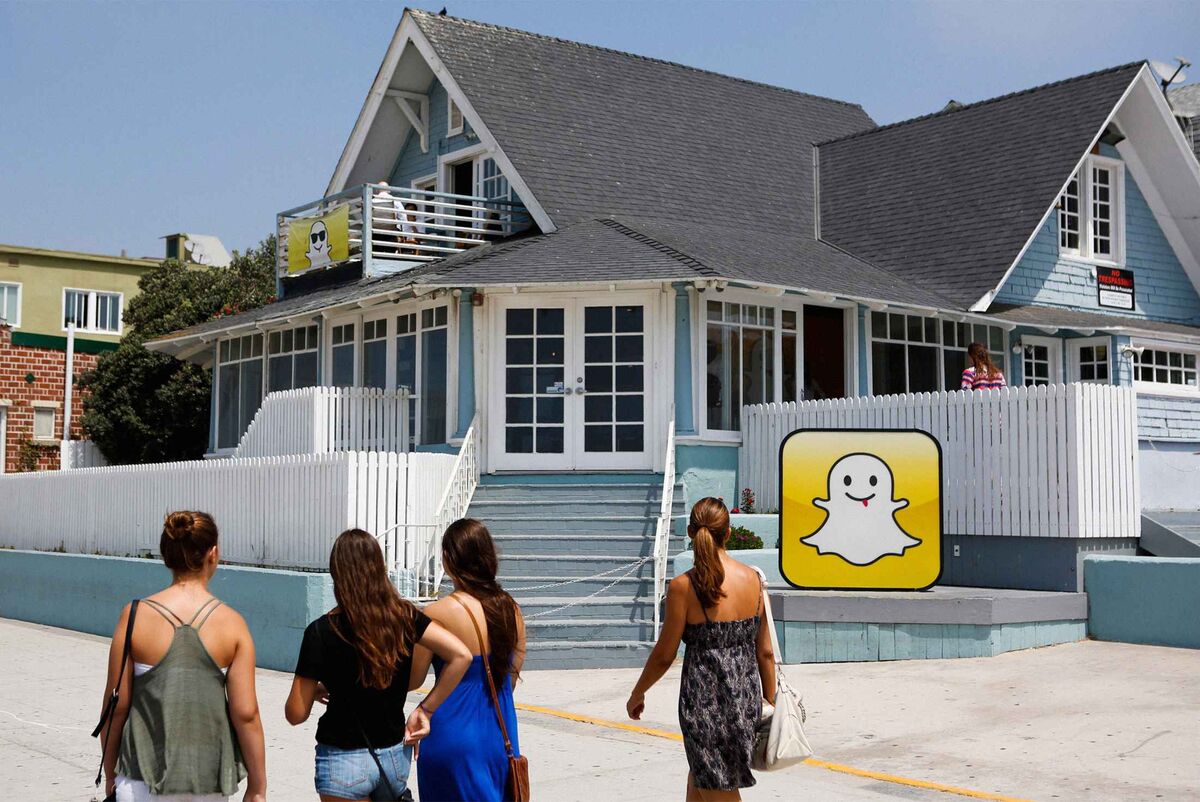 Snapchat Has a Child-Porn Problem - Bloomberg