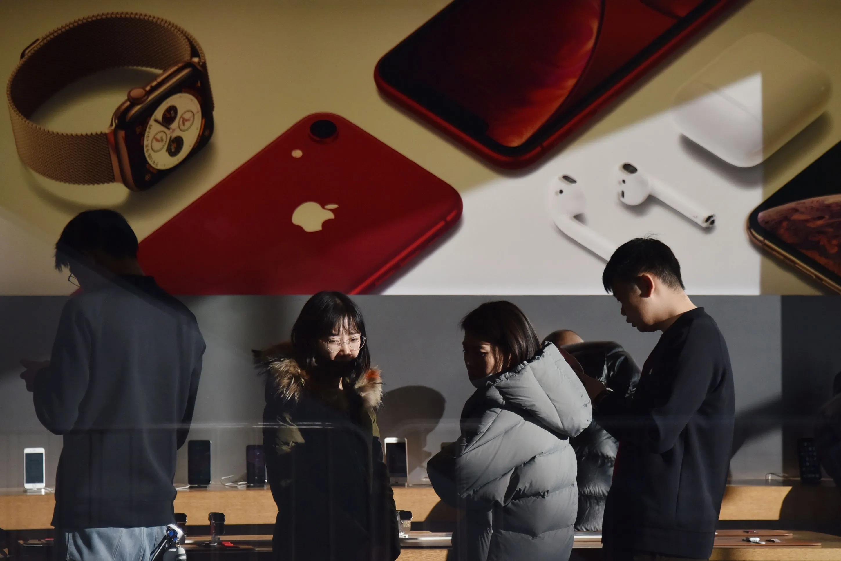 A super-expensive iPhone and economic weakness aren’t a great mix.