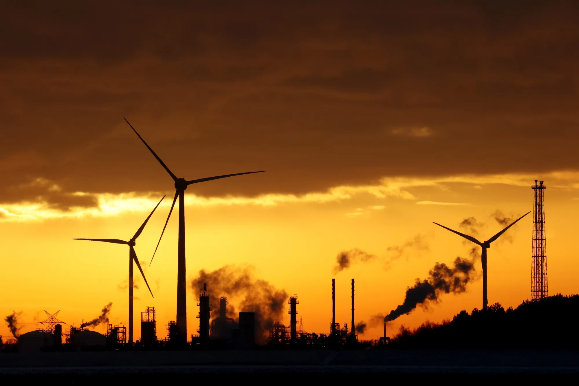 Onshore wind turbines in Wilhelmshaven, Germany.