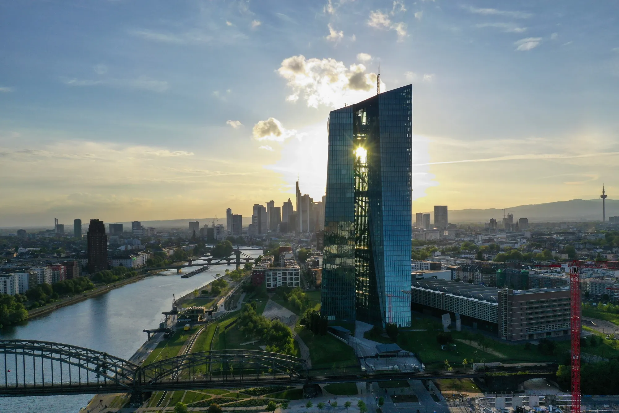 ECB Gets New Powers From EU Over Climate, Crypto Bank Risks - Bloomberg