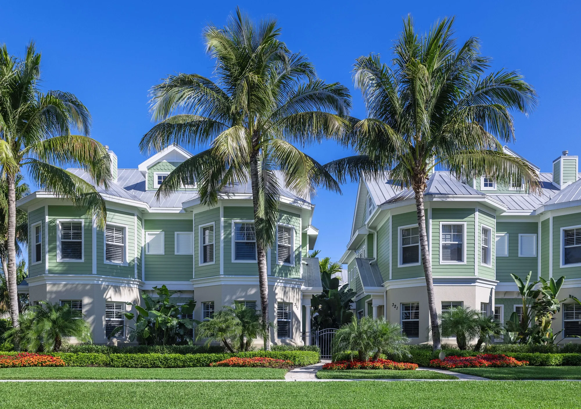 Upscale beach homes in Naples, Florida.&nbsp;