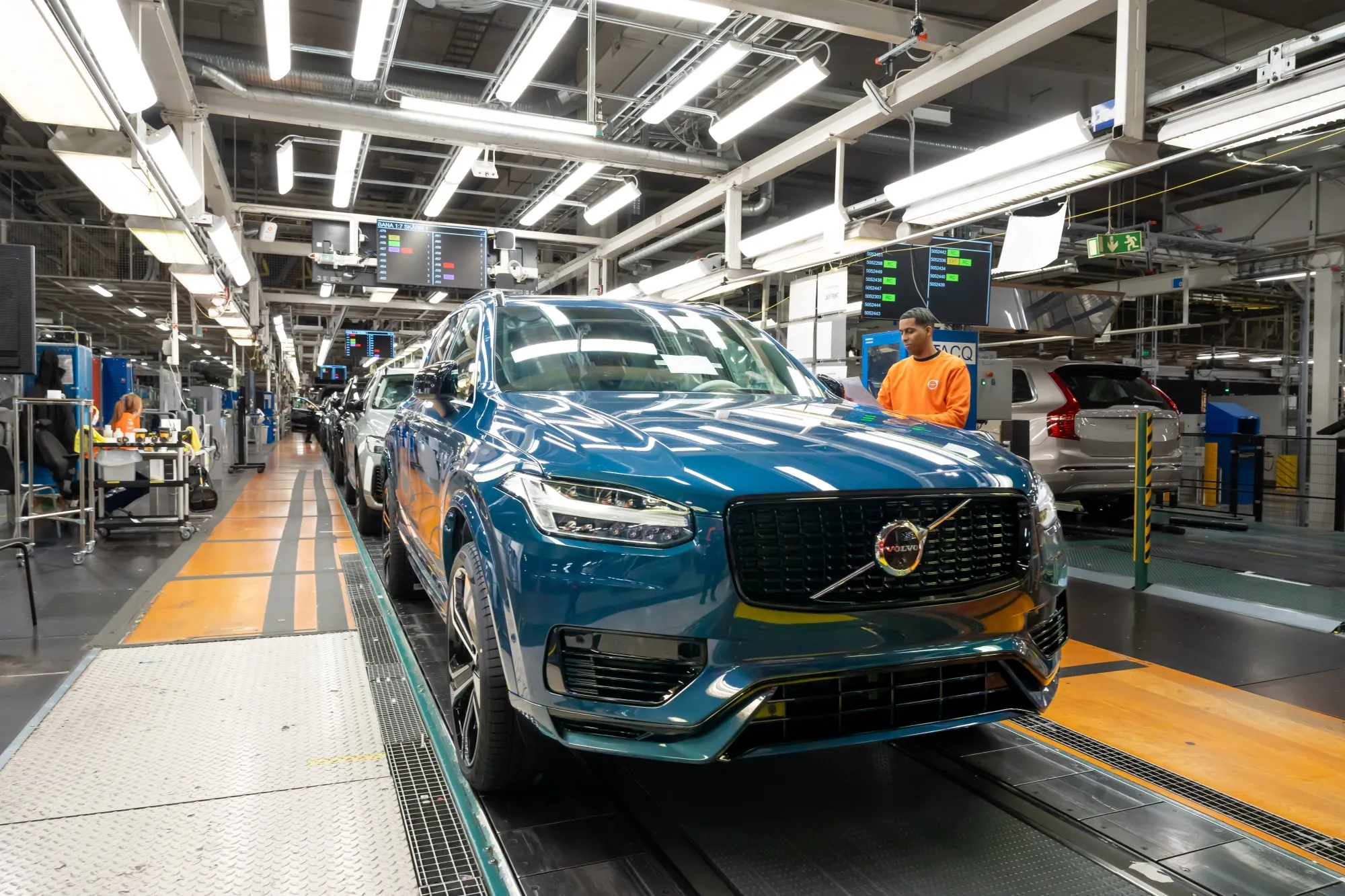 Volvo Says Diesel Is History With Last XC90 SUV Headed to Museum - Bloomberg