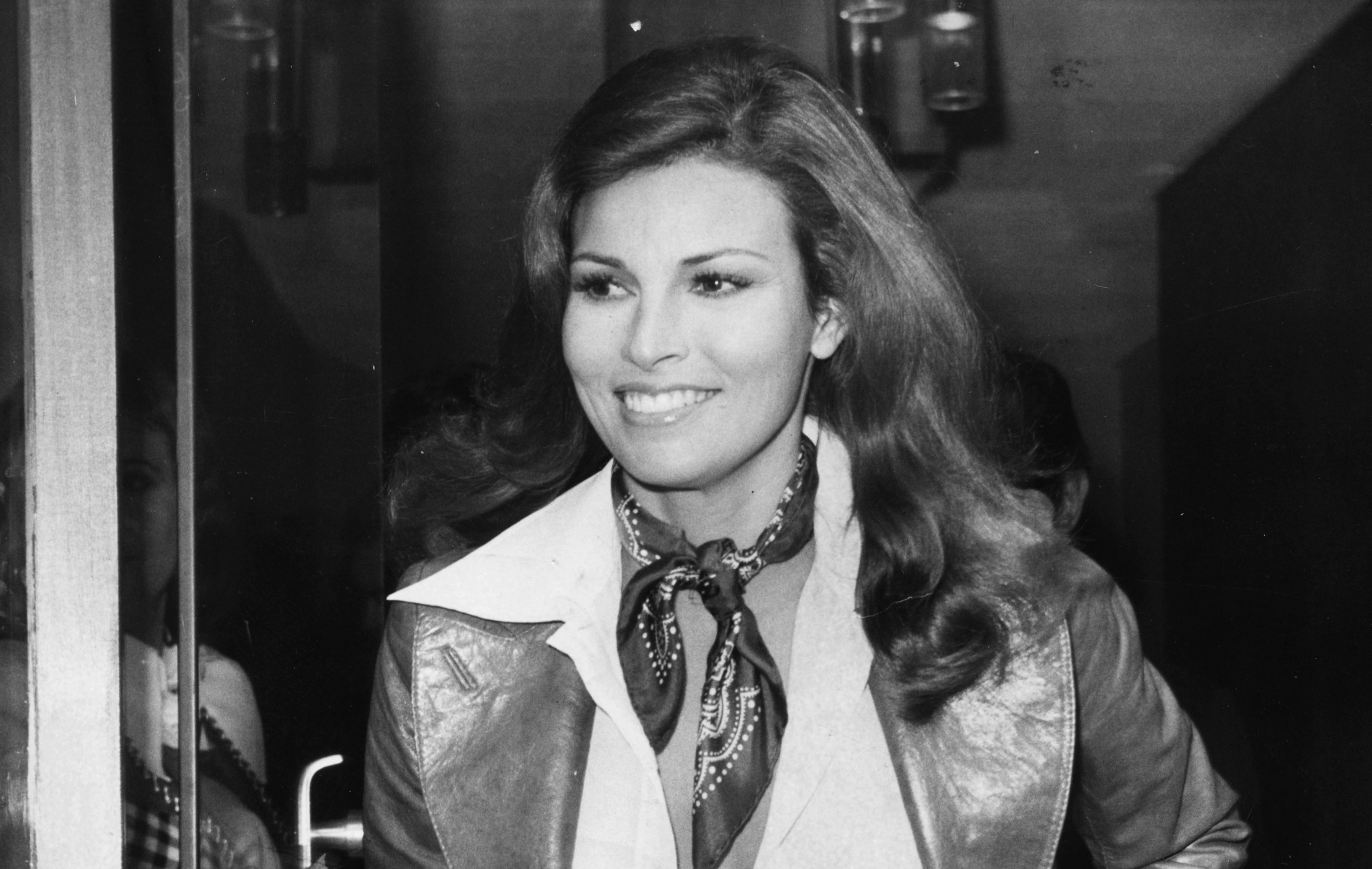 Raquel Welch Dies at 82 - Bloomberg