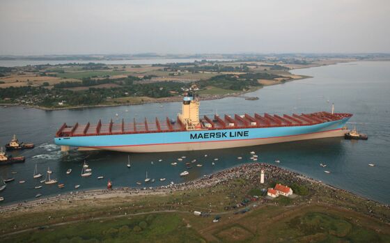 Santa's Very Large Sleigh Arrives at the Port of Los Angeles