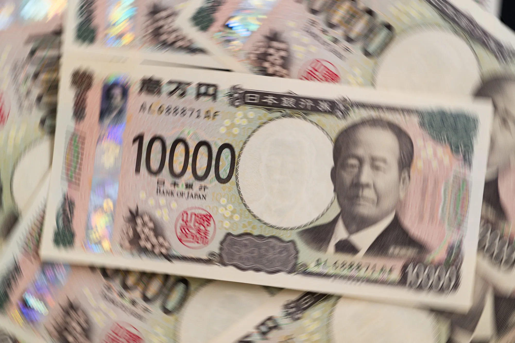 30日の為替介入規模は約5.4 兆円の可能性