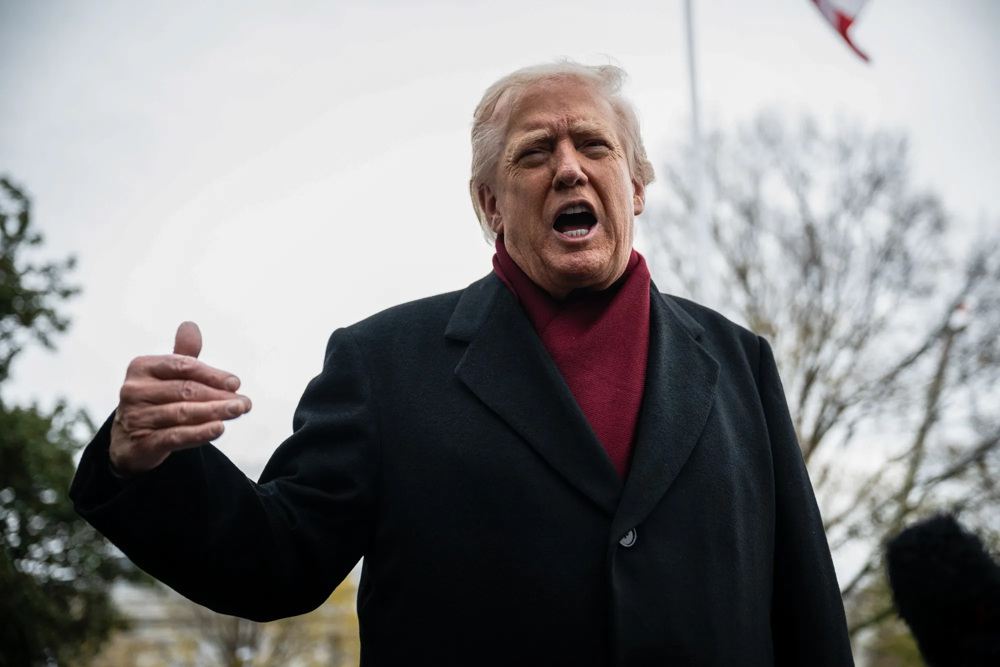 トランプ氏、テレビ局の「拡大」けん制－ABCとNBCを名指し批判 - Bloomberg