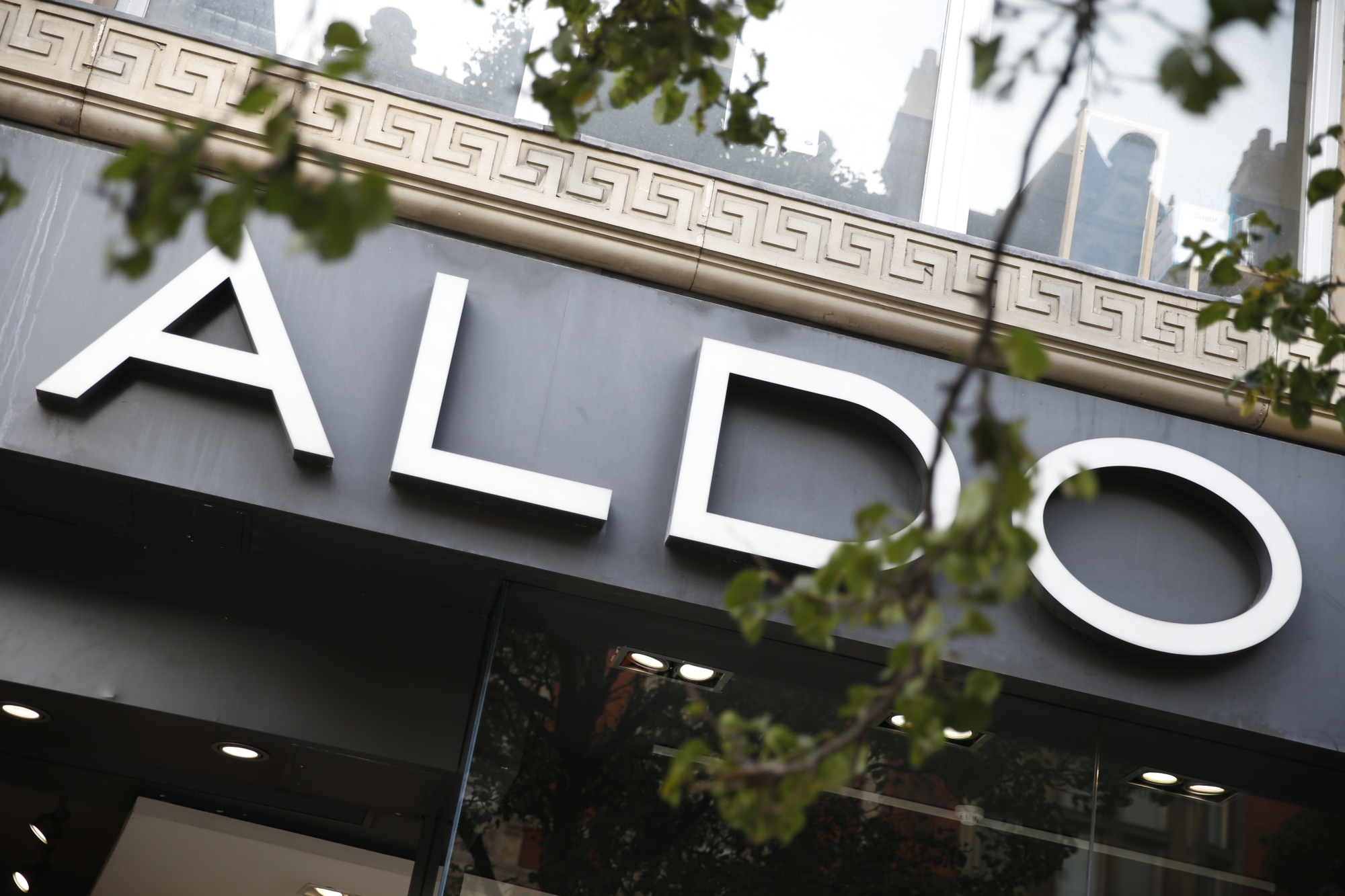 Shoe Chain Aldo Seeks Bankruptcy Protection to Trim - Bloomberg