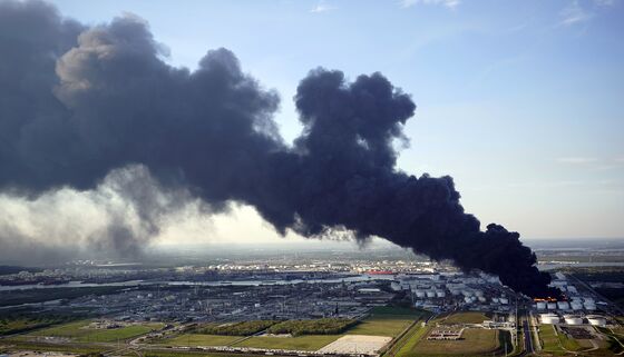 Chemical Fire Darkening Houston Flares as Smoky Odor Spreads